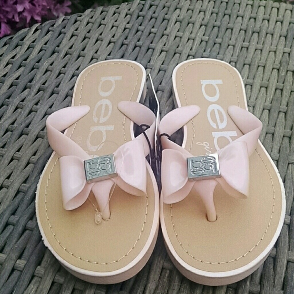 BEBE Girls Pink flip flops